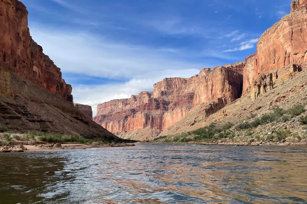 Enchente no Grand Canyon deixa 1 morto e 15 desaparecidos nos EUA